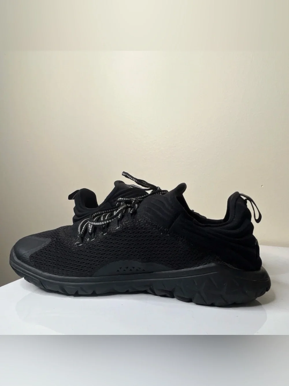 Jordan Flight Flex Trainer Triple Black LowTop Sneaker Men’s Sz US10.5 EU44.5